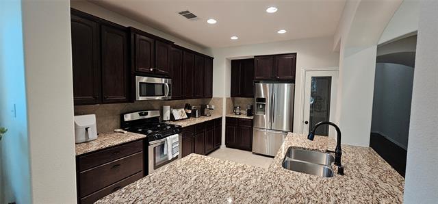 Foto del edificio - 2908 Kirkwood Dr