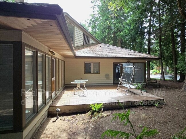 Building Photo - 8874 Bald Eagle Dr