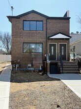 Building Photo - 139-18 Lakewood Ave
