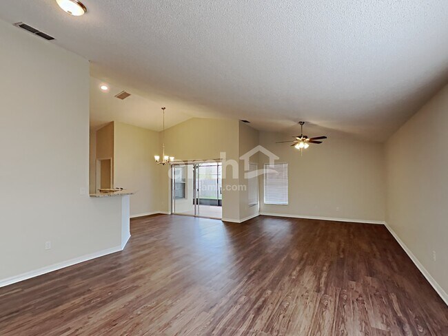 Building Photo - 4243 Pacifica Drive