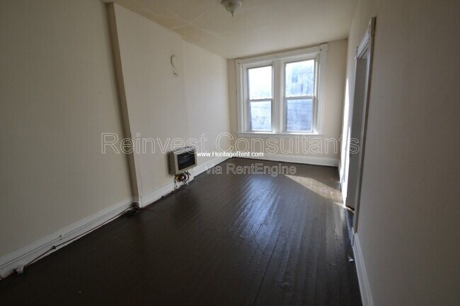 Foto del edificio - 1042 Marshall Ave