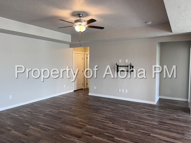 Foto del edificio - 7544 S Boysenberry Ave