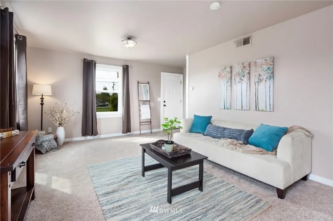 Foto del edificio - 2190 Washington St