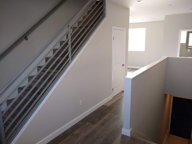 Foto del edificio - 12120 La Maida St