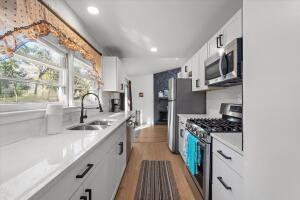 Foto del edificio - 2600 Springwood Dr