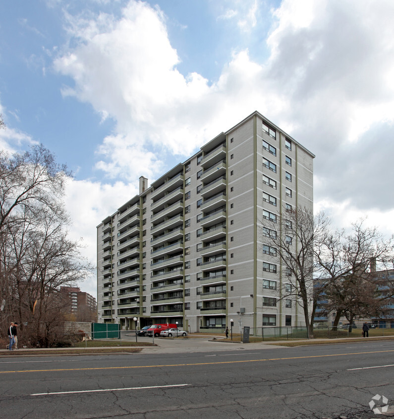 Building Photo - Danton Place