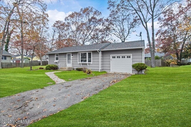 Building Photo - 3123 Cambridge Dr