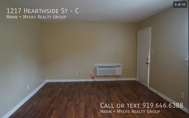 Building Photo - 1217 Hearthside St