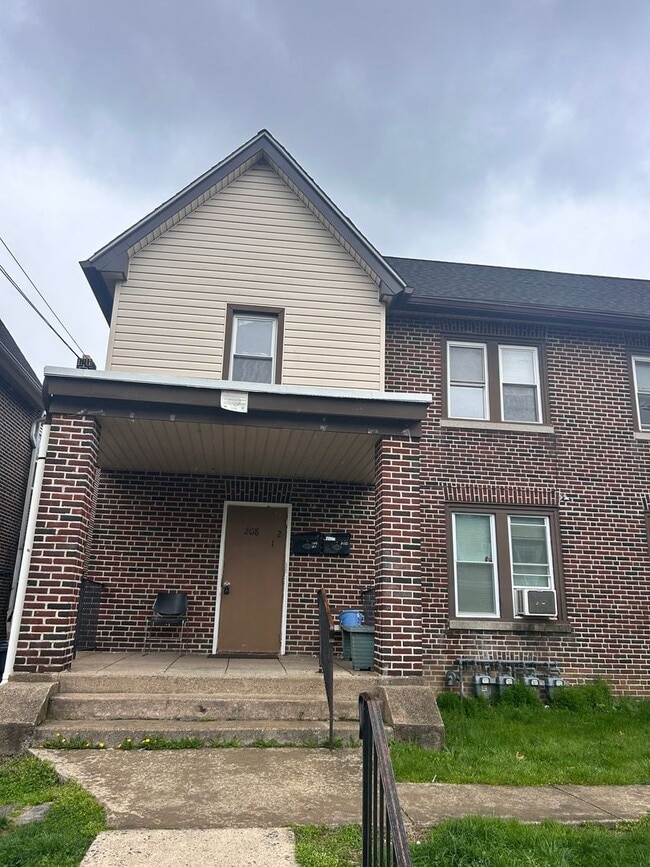 Photo - 208 W 28th St Apartment