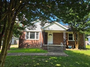 Building Photo - 601 Lumpkin Ave