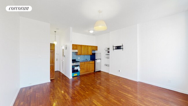 Foto del edificio - 313 W 136th St