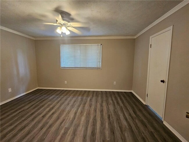 Building Photo - 1192 Ashborough Dr