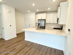 Building Photo - 29210 Radford Ct