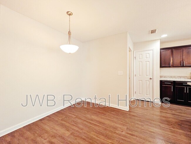 Building Photo - 4587 Shelby Ave