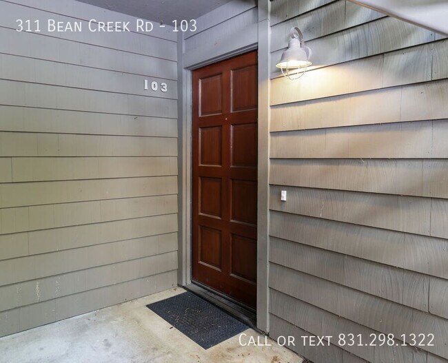 Foto del edificio - 311 Bean Creek Rd