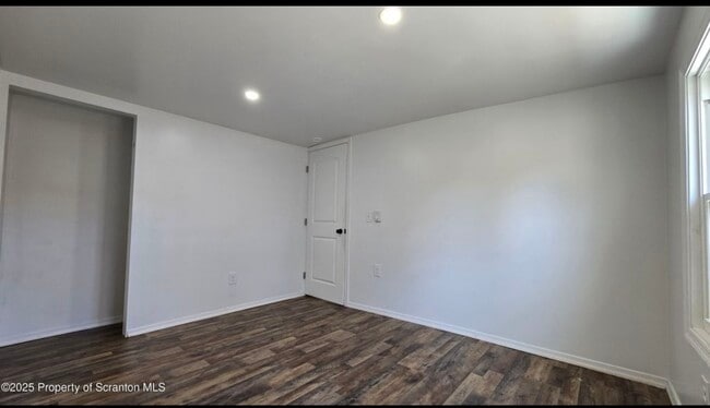 Building Photo - 1119 Prospect Ave