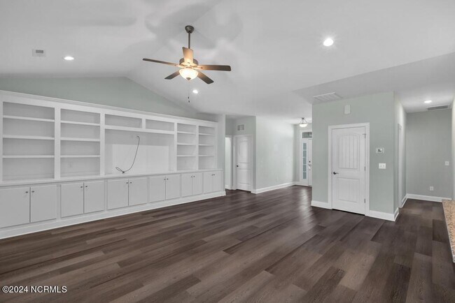 Building Photo - 182 Twining Rose Ln