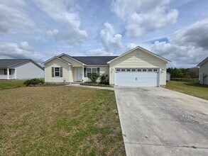 Building Photo - 225 Wingspread Ln
