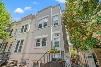 Building Photo - 1647 34th St NW