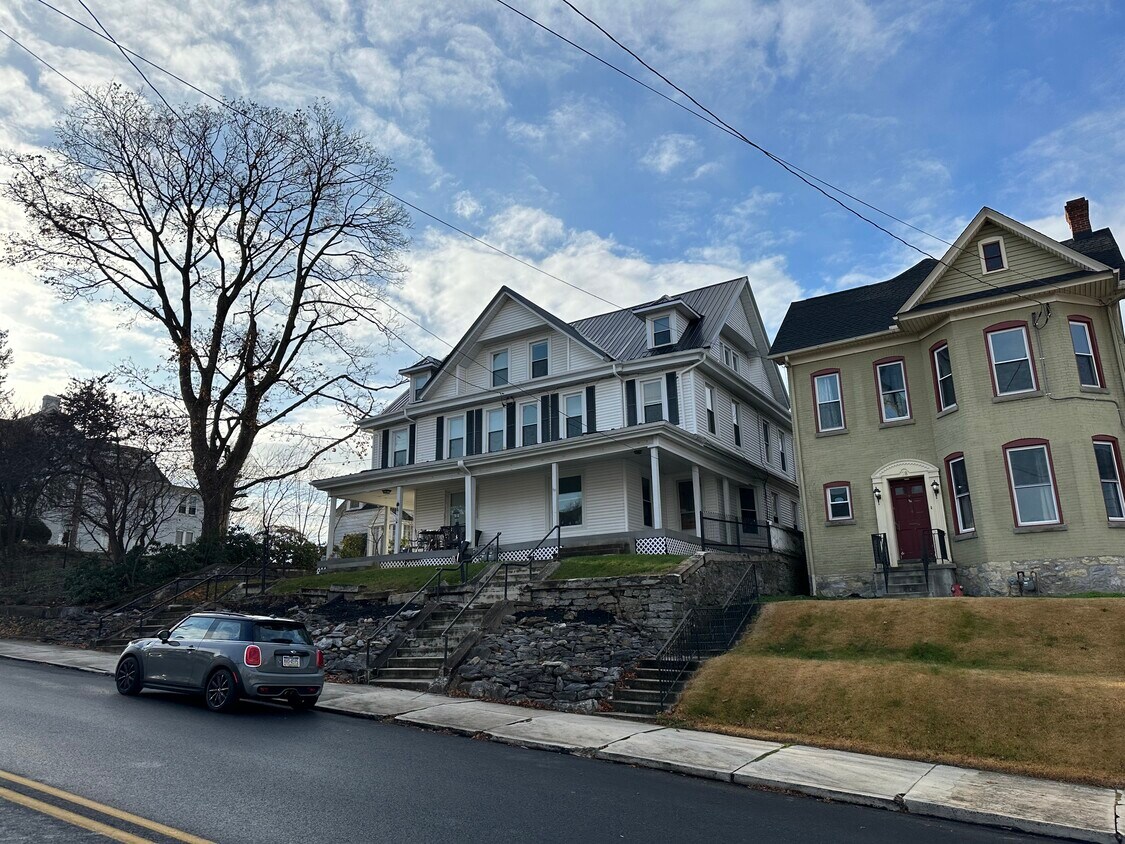 24 W 3rd St Unit 26, Waynesboro, PA 17268 Apartments in Waynesboro