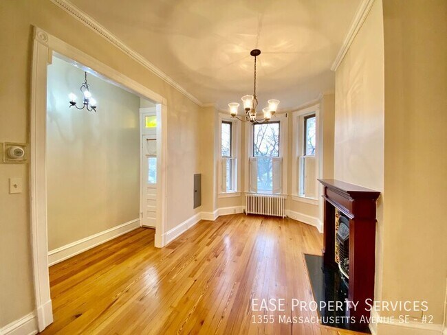 Foto del edificio - 1355 Massachusetts Ave SE