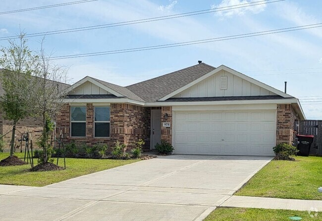 Building Photo - 9731 Atwood Lake Dr