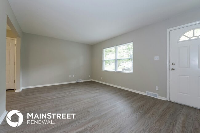 Foto del edificio - 11304 Crystal Ave