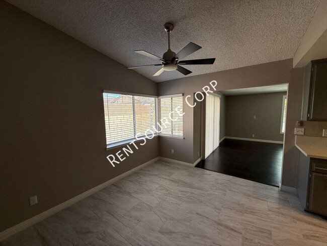 Building Photo - 2134 Dallin St