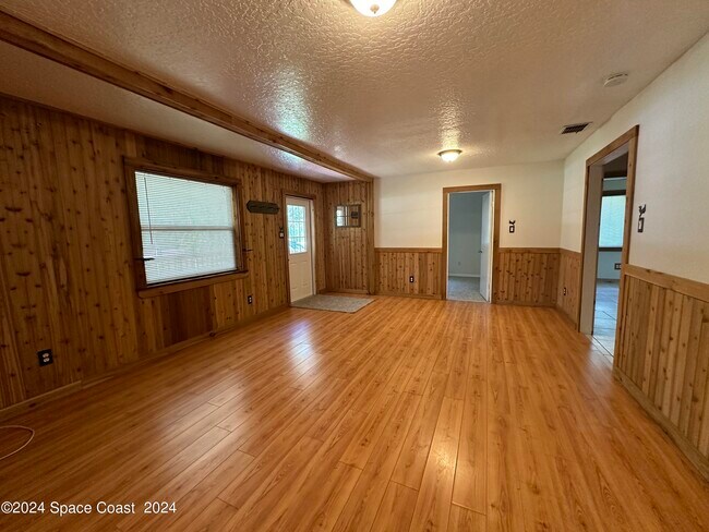 Building Photo - 4255 Kumquat St