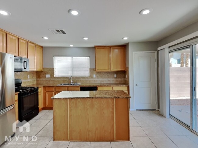 Building Photo - 60 Foxworth Ct