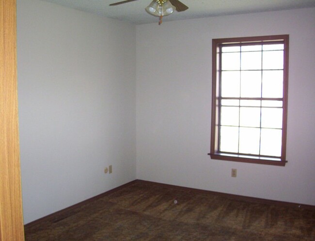 Foto del edificio - 2 bedroom duplex close to MSU!