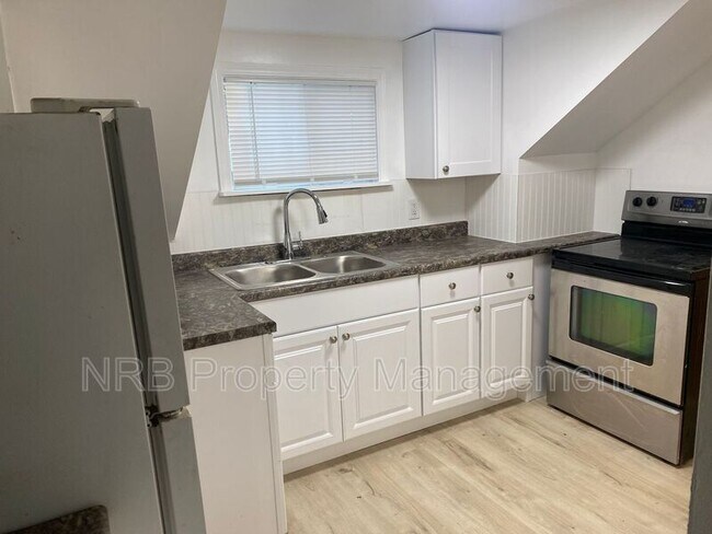 Foto del edificio - 3840 S D St