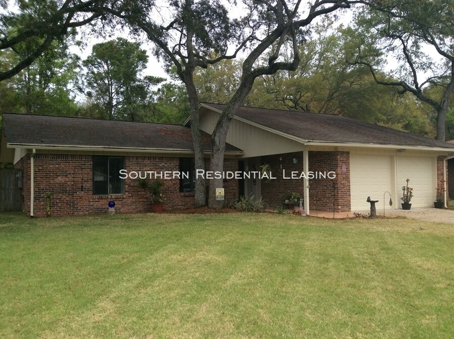 Primary Photo - 109 12th Ave, Shalimar FL 32579 ~ by Southern