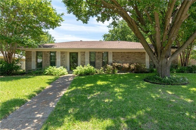 Building Photo - 2728 Chadwick Dr