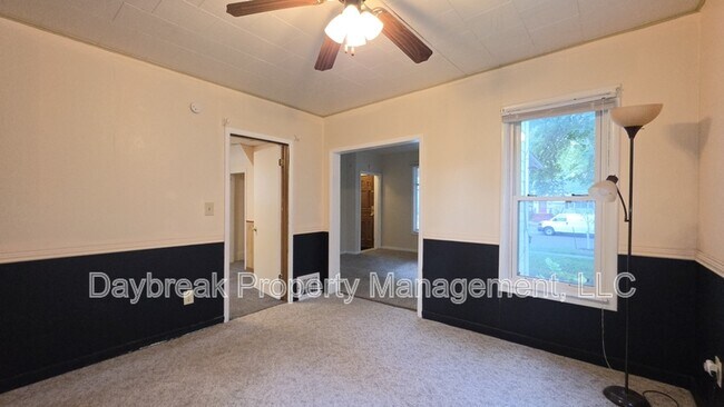 Foto del edificio - 912 9th St N