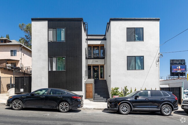 Building Photo - SUT - 1314 Sutherland St