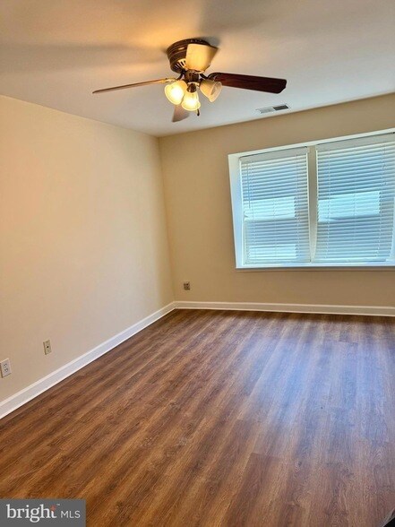 Foto del edificio - 13708 Modrad Way