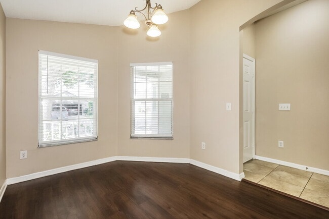 Foto del edificio - 5849 Sand Key Ln