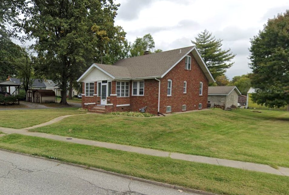 Primary Photo - 1204 Caseyville Ave
