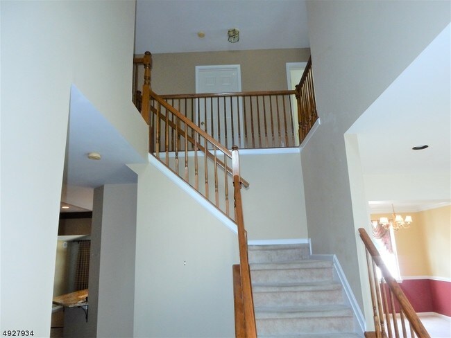 Building Photo - 5 Musky Ridge Dr