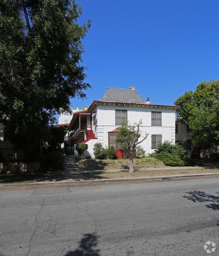 907 S Hobart Blvd, Los Angeles, CA 90006 Apartments in Los Angeles, CA