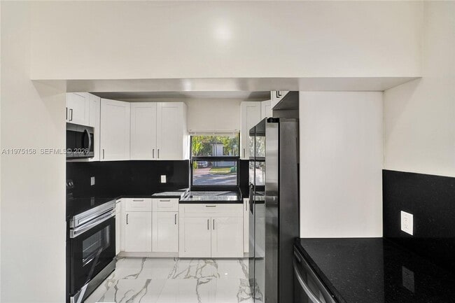 Photo - 237 NE 110th Terrace House