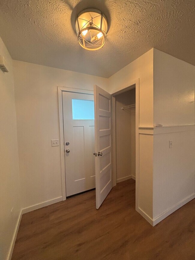 Foto del edificio - Republic Schools