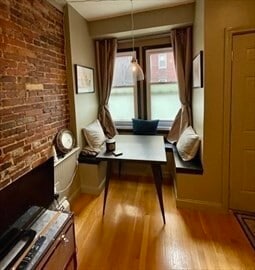Foto del edificio - 158 Cottage St