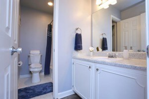 Building Photo - 3450 Manor Dr