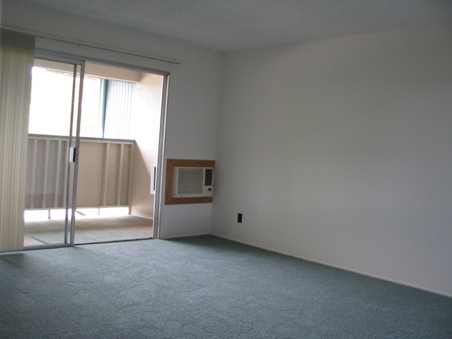 Building Photo - 7300 Boris Ct