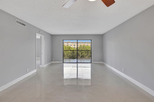 Building Photo - 2213 Cypress Island Dr