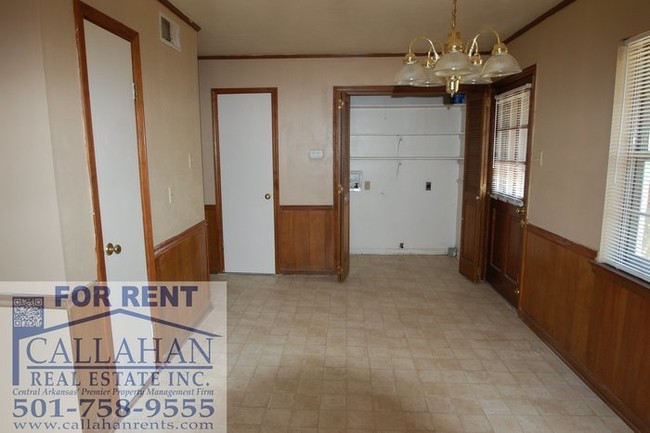 Foto del edificio - 1323 N Shackleford Rd