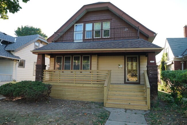 Foto del edificio - 3621 N 15th St