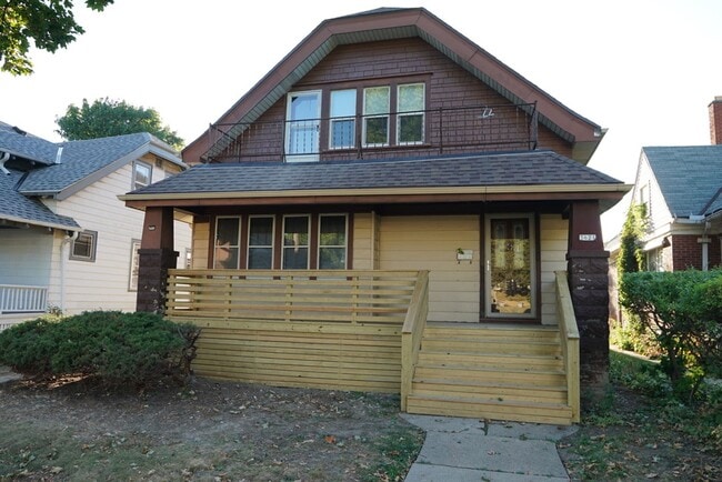 Building Photo - 3621 N 15th St